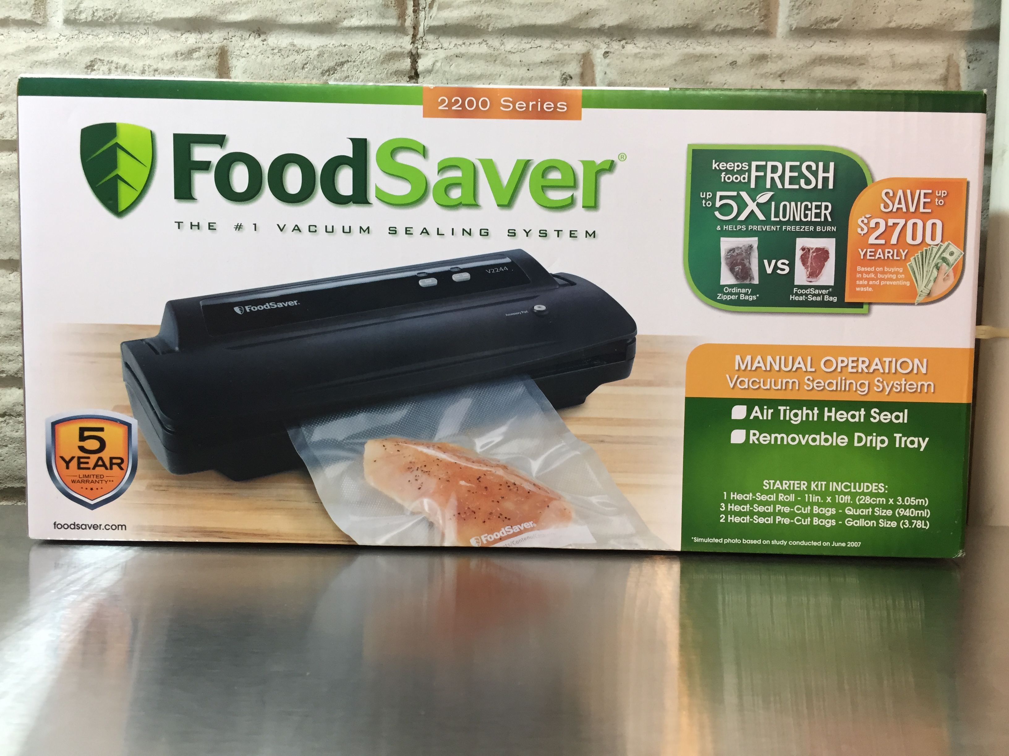 FoodSaver Heat-Seal Vacuum Sealer Roll - Single