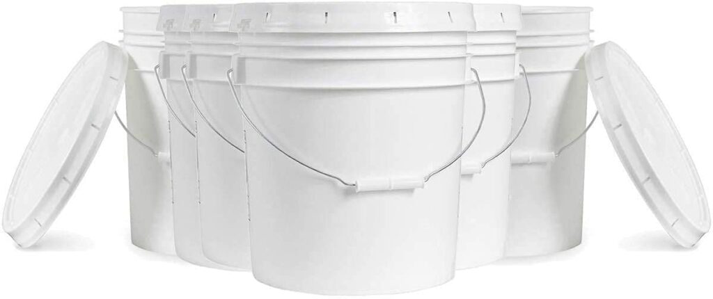 Hudson Exchange Premium 5 Gallon Bucket with White Lid, HDPE,  Red/White/Blue, 3 Pack